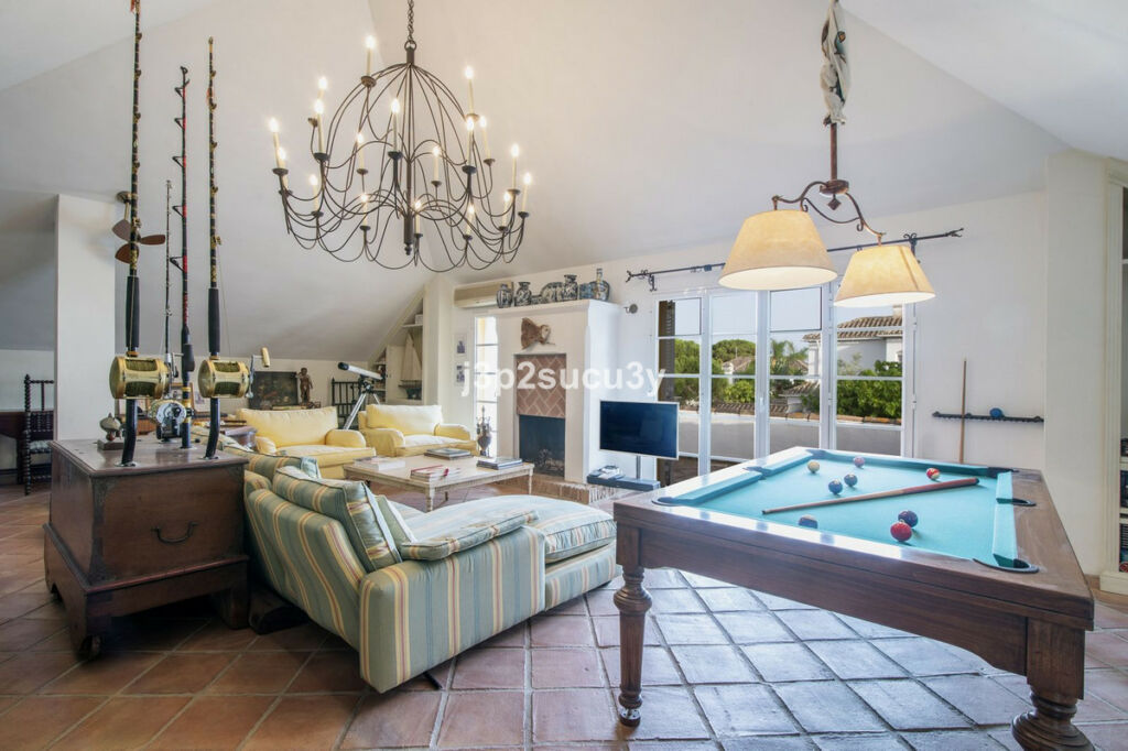 Detached Villa Benamara Málaga - image 23