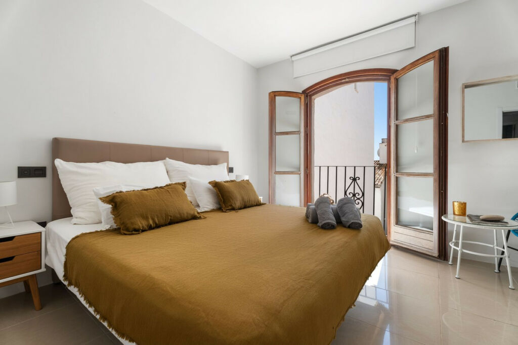 Middle Floor Apartment Puerto Banús Málaga - image 23