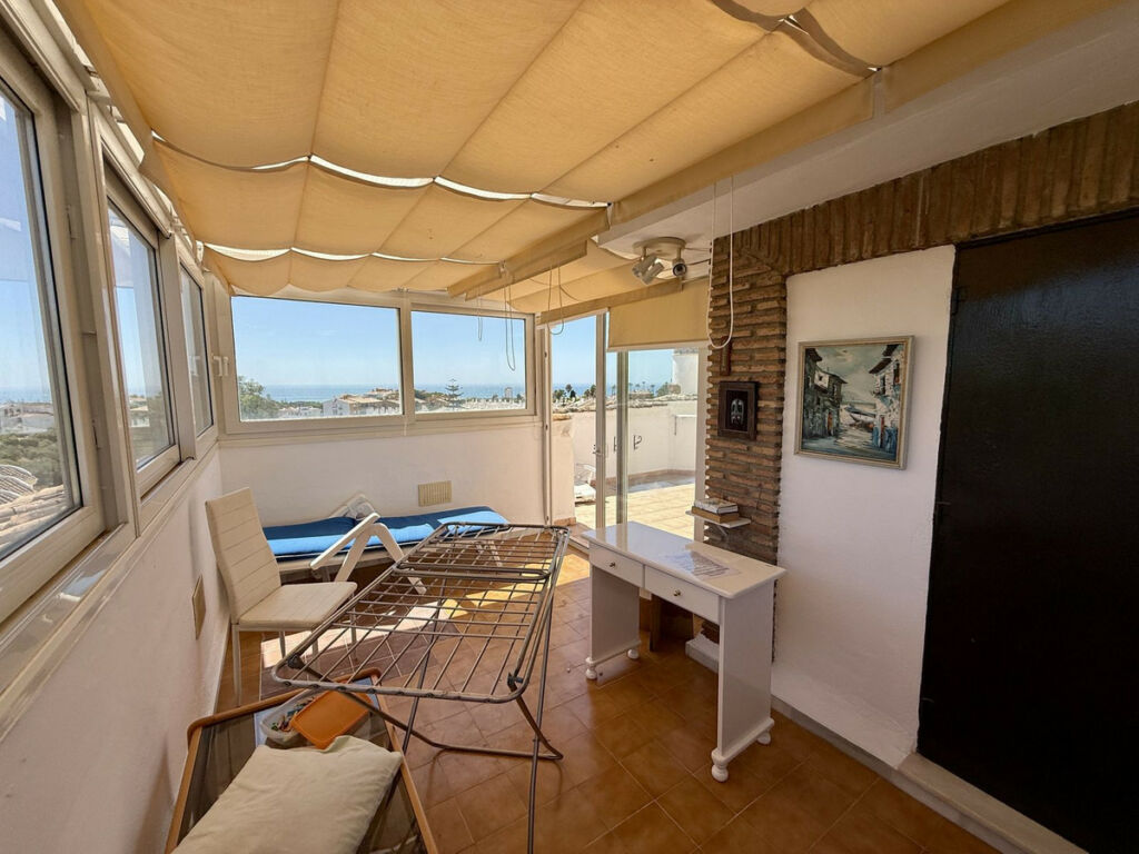 Penthouse Calahonda Málaga - image 23