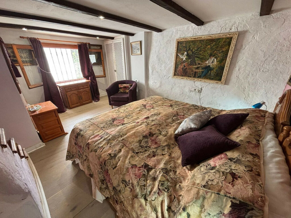 Detached Villa Casares Pueblo Málaga - image 23