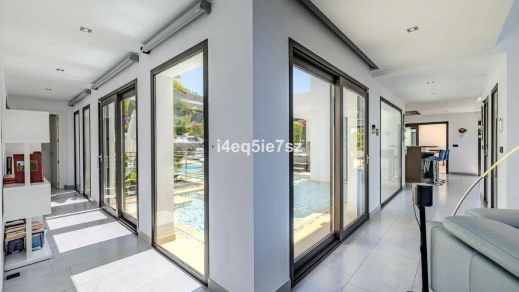 Detached Villa Javea Alicante - image 23