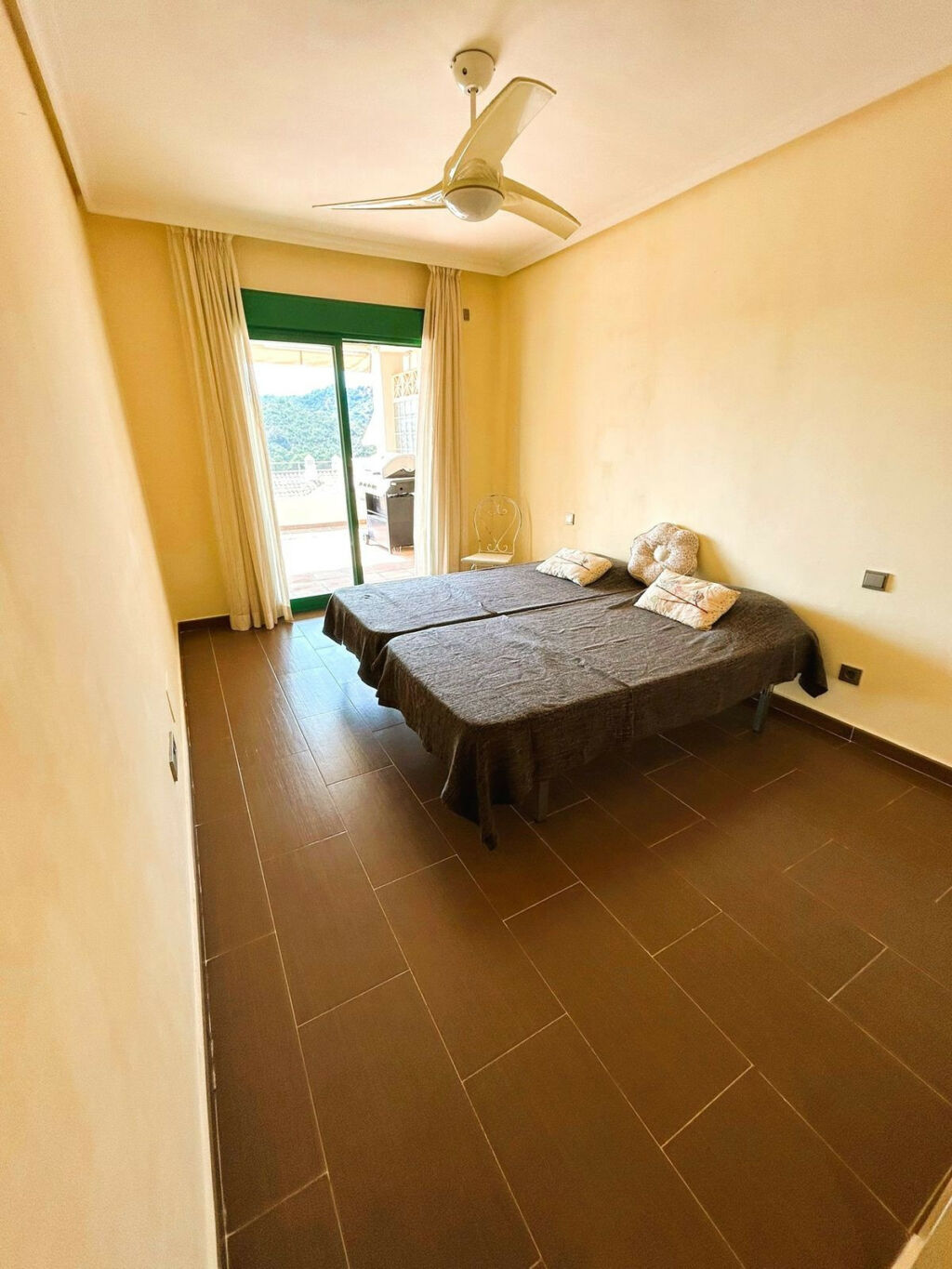 Middle Floor Apartment Selwo Málaga - image 23