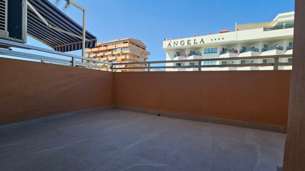 Middle Floor Apartment Fuengirola Málaga - image 23