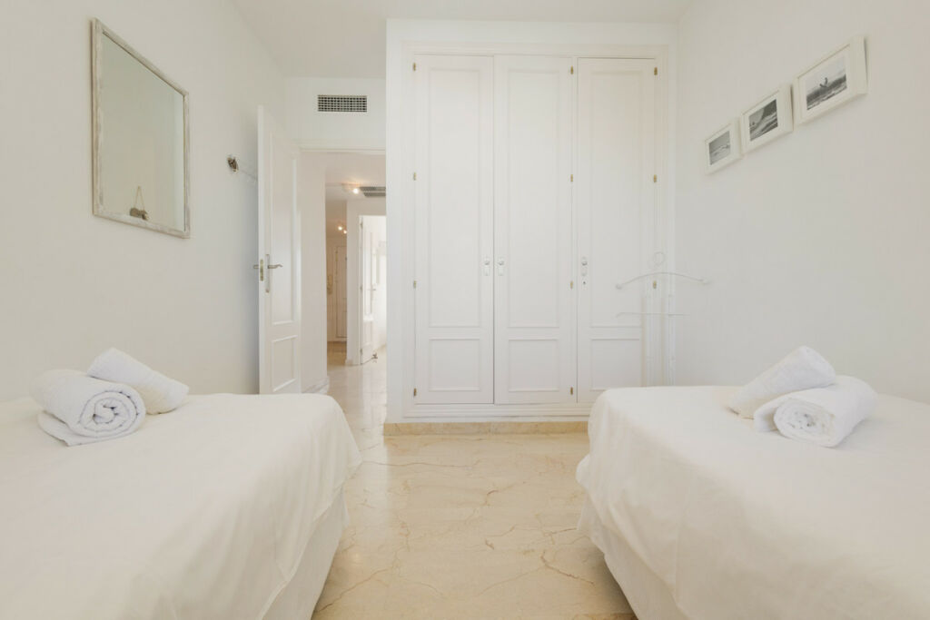 Penthouse Duplex Costabella Málaga - image 23