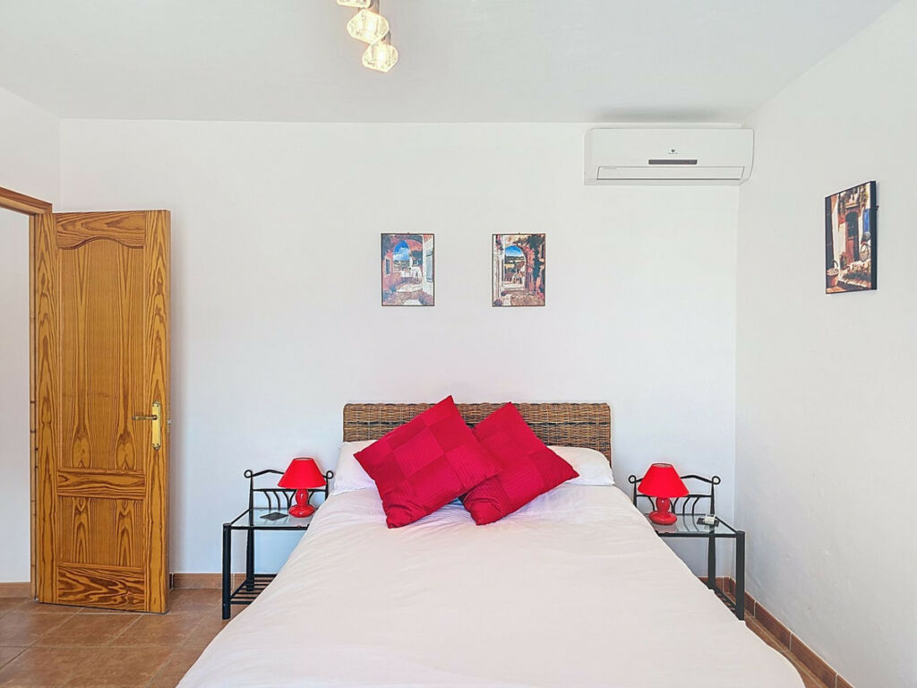 Detached Villa Arenas Málaga - image 23