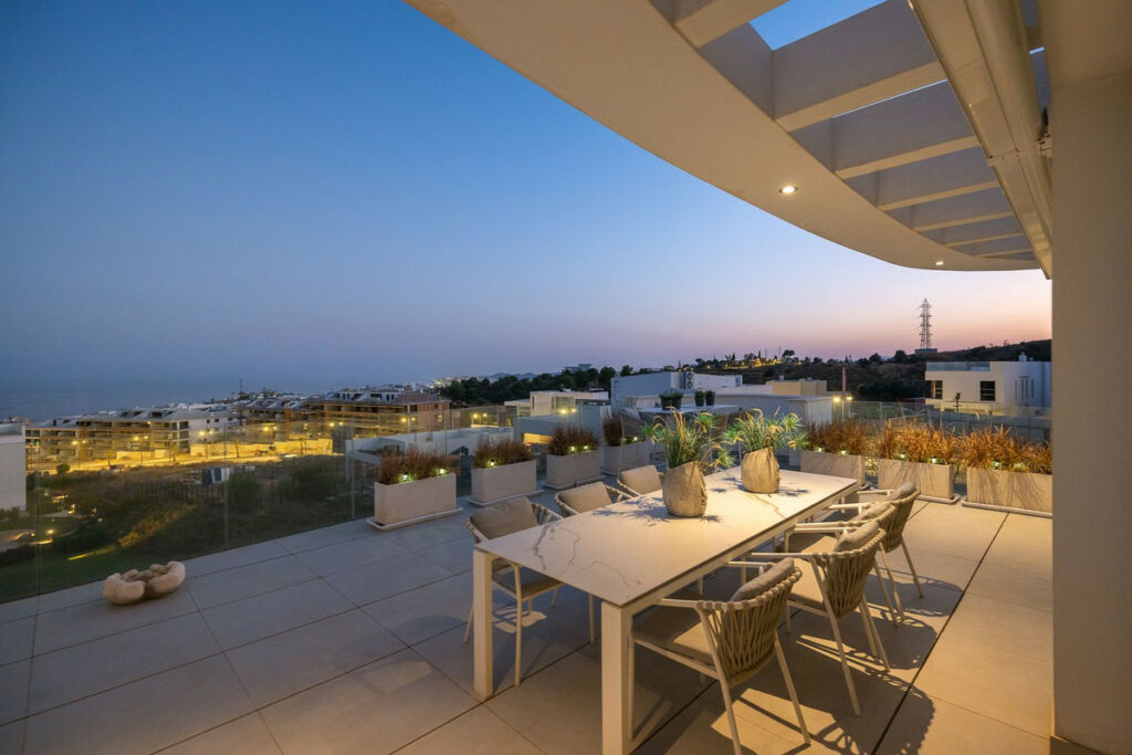 Penthouse Fuengirola Málaga - image 23