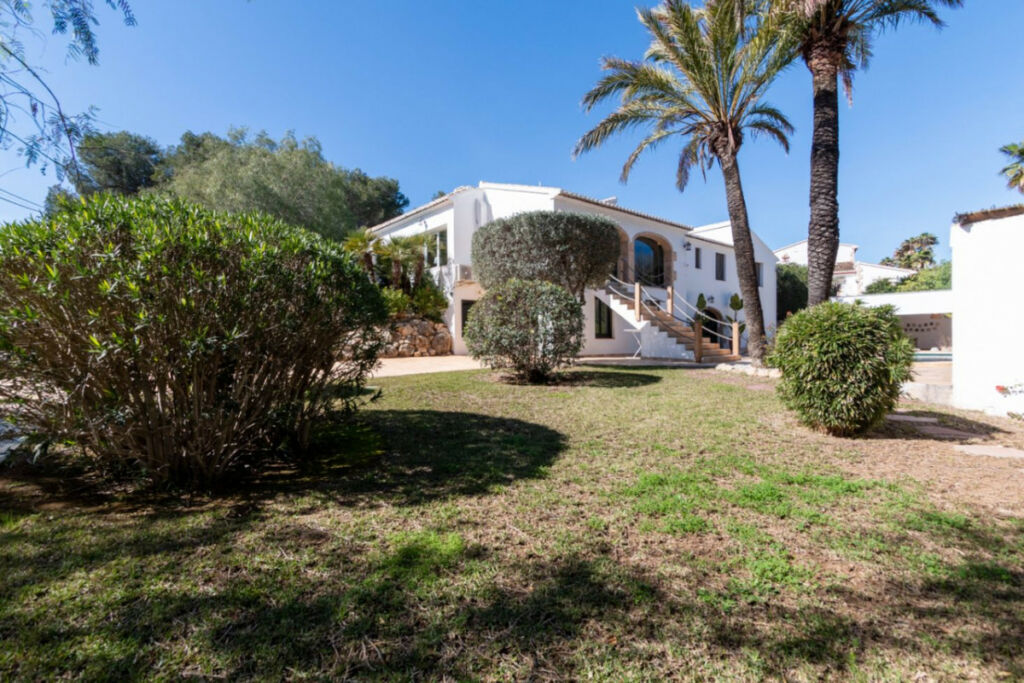 Detached Villa Javea Alicante - image 24