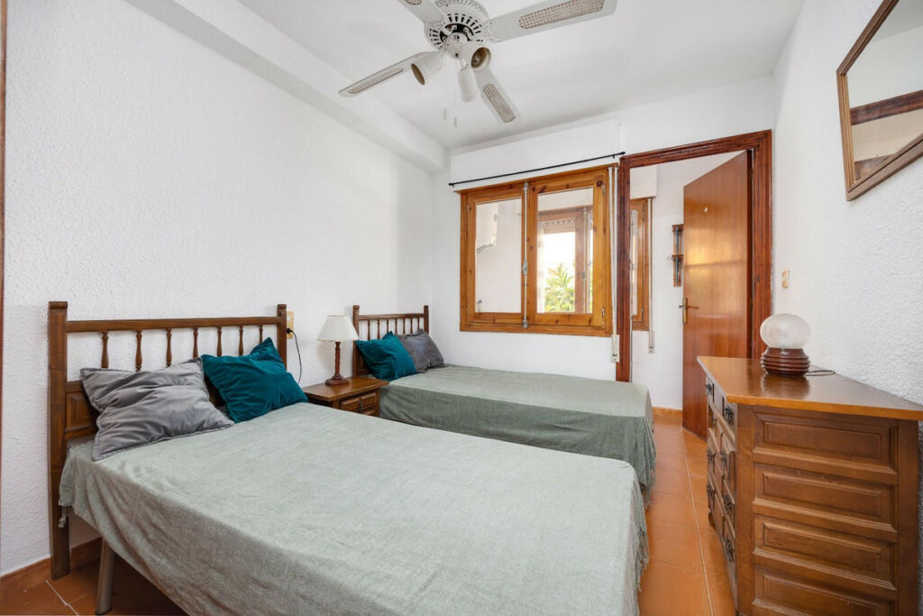 Middle Floor Apartment La Mata Alicante - image 24