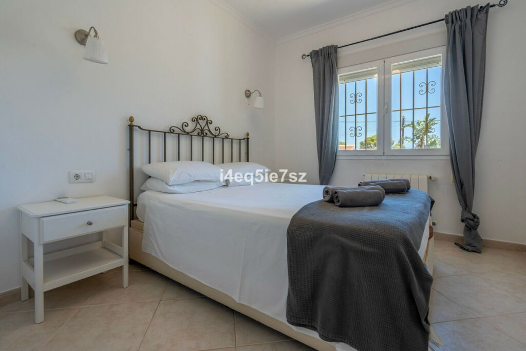 Detached Villa Javea Alicante - image 24