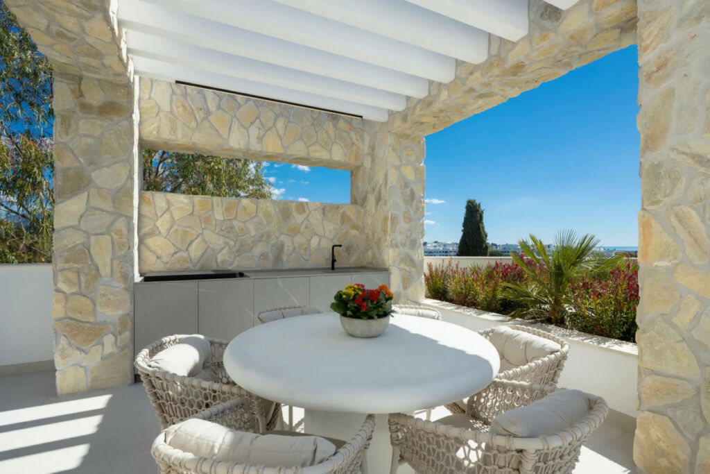Detached Villa La Quinta Málaga - image 24