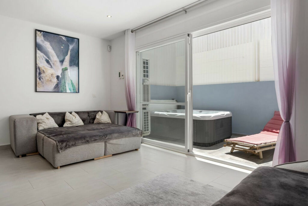 Townhouse Estepona Málaga - image 24
