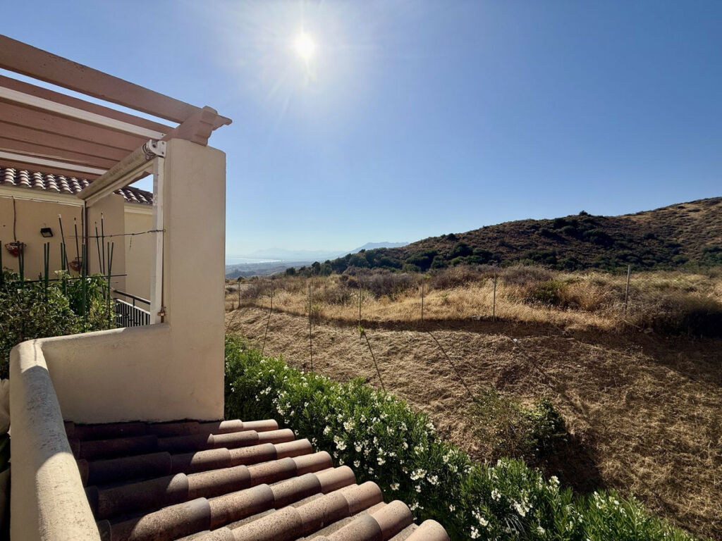 Penthouse Calahonda Málaga - image 24
