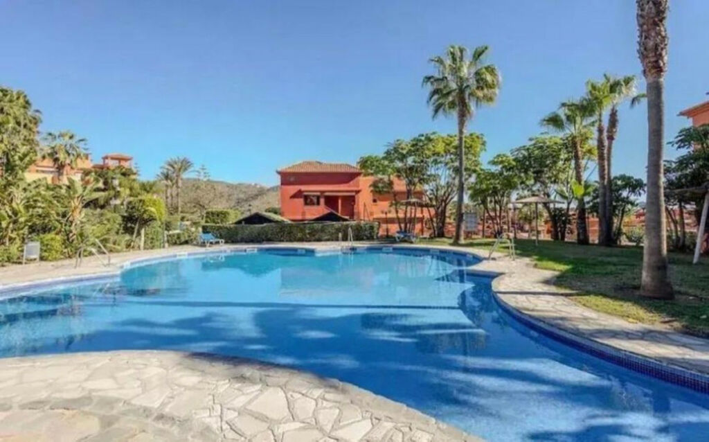 Penthouse Duplex Reserva de Marbella Málaga - image 24