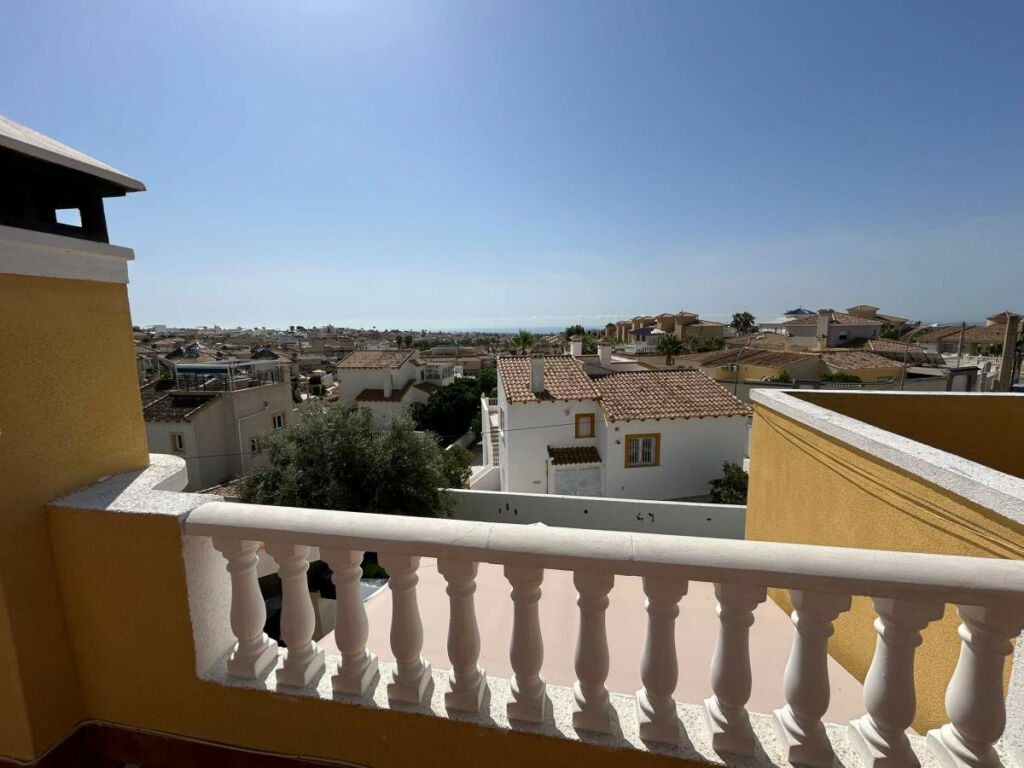 Detached Villa San Miguel de Salinas Alicante - image 24