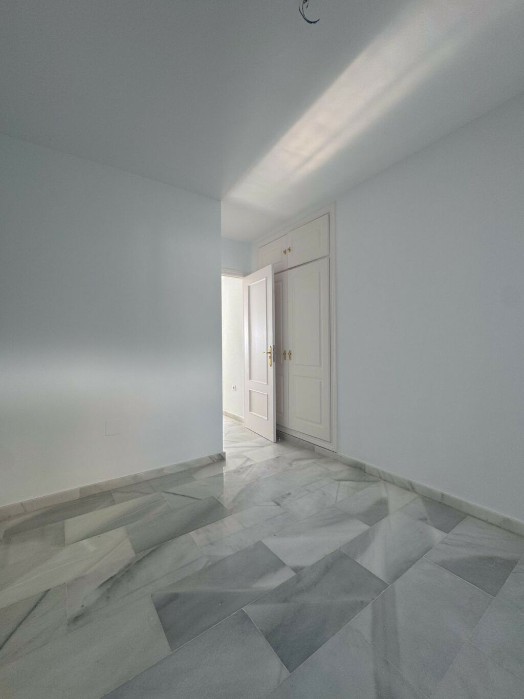 Penthouse Duplex Casares Málaga - image 24