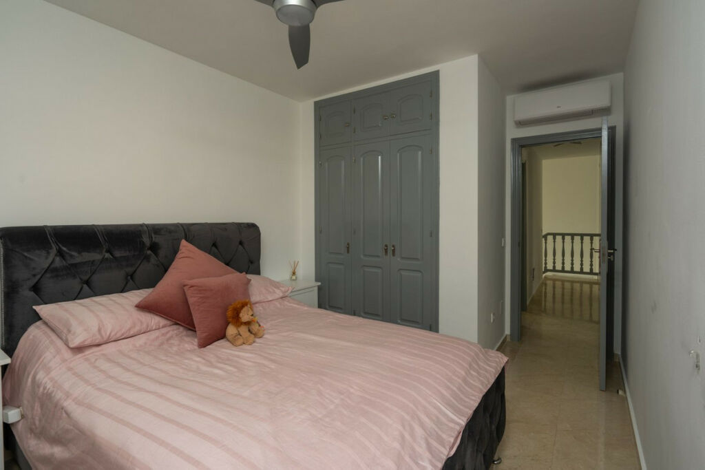 Detached Villa Benalmadena Málaga - image 24