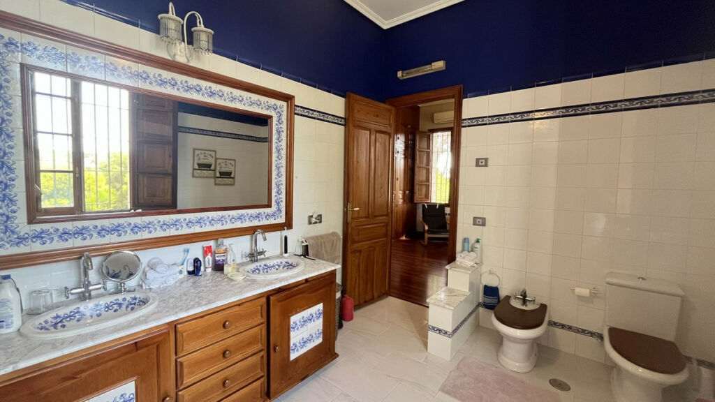 Detached Villa Mutxamel Alicante - image 24