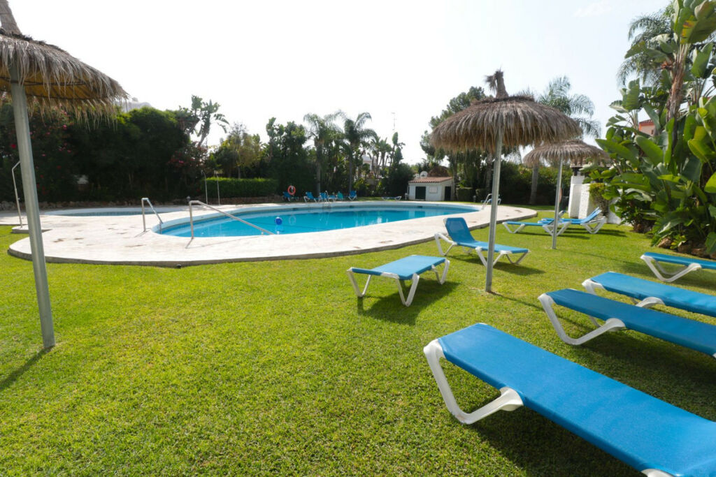 Middle Floor Apartment New Golden Mile Málaga - image 24