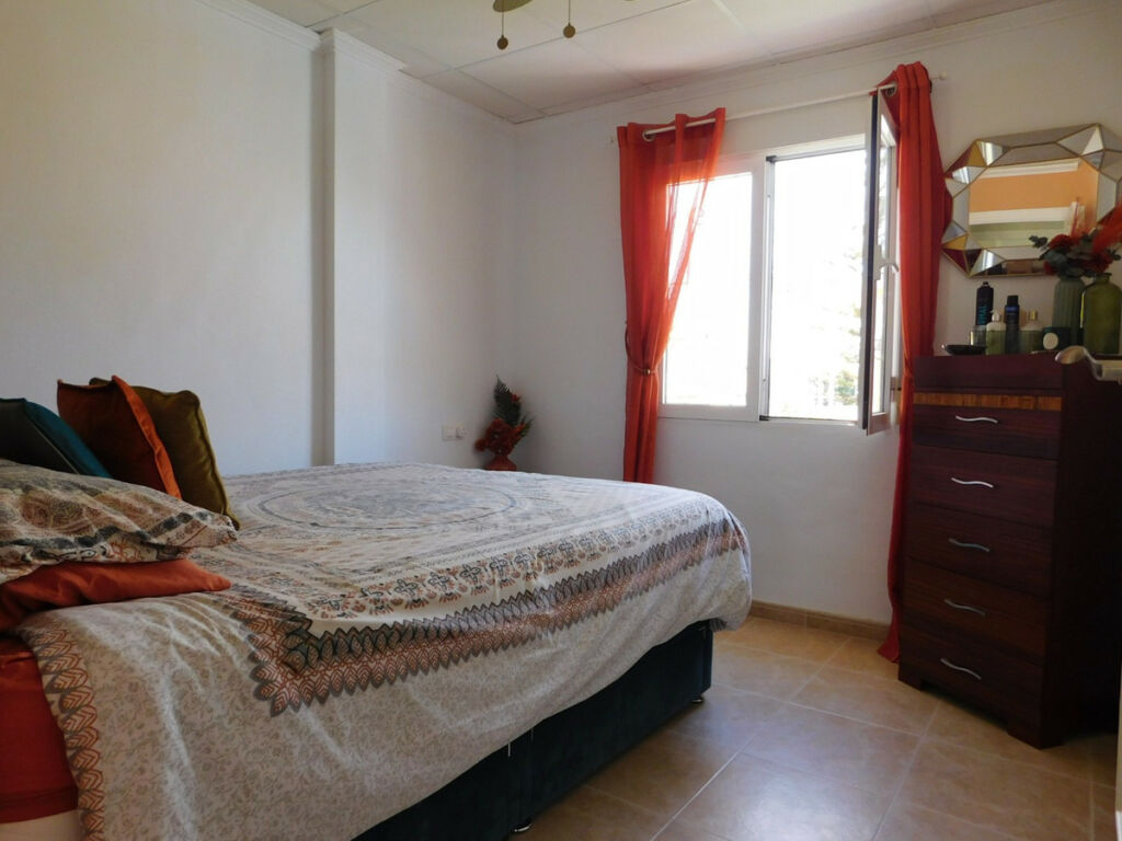 Detached Villa Villamartin Alicante - image 24