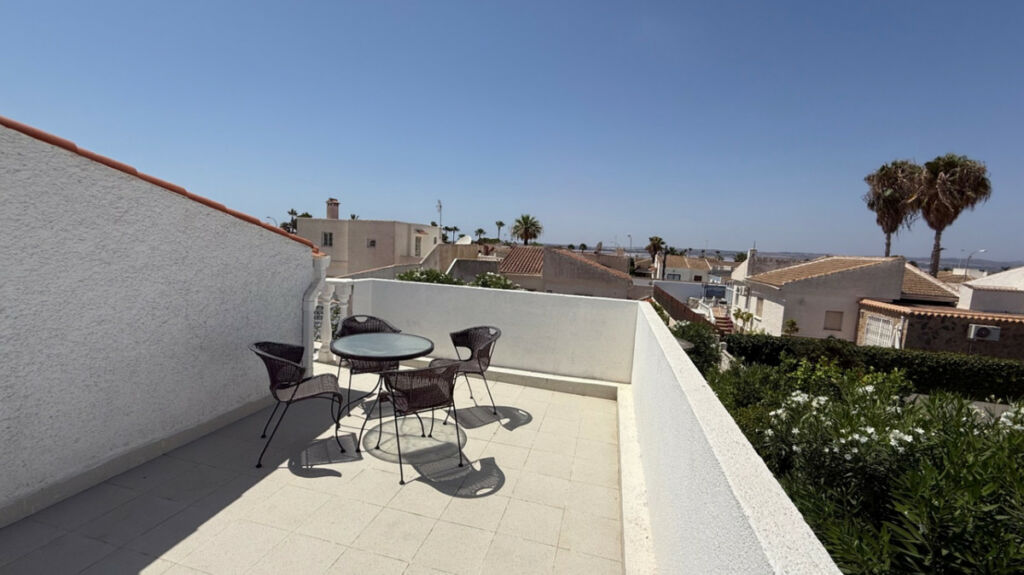 Detached Villa Torrevieja Alicante - image 24