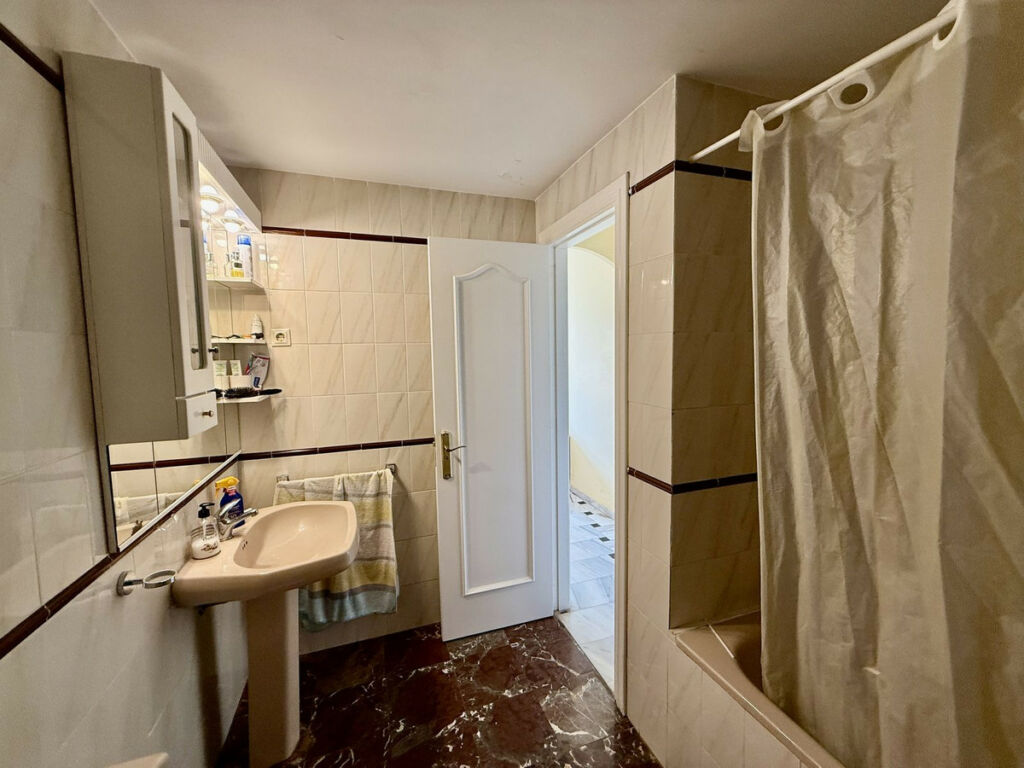 Middle Floor Apartment Mijas Costa Málaga - image 24