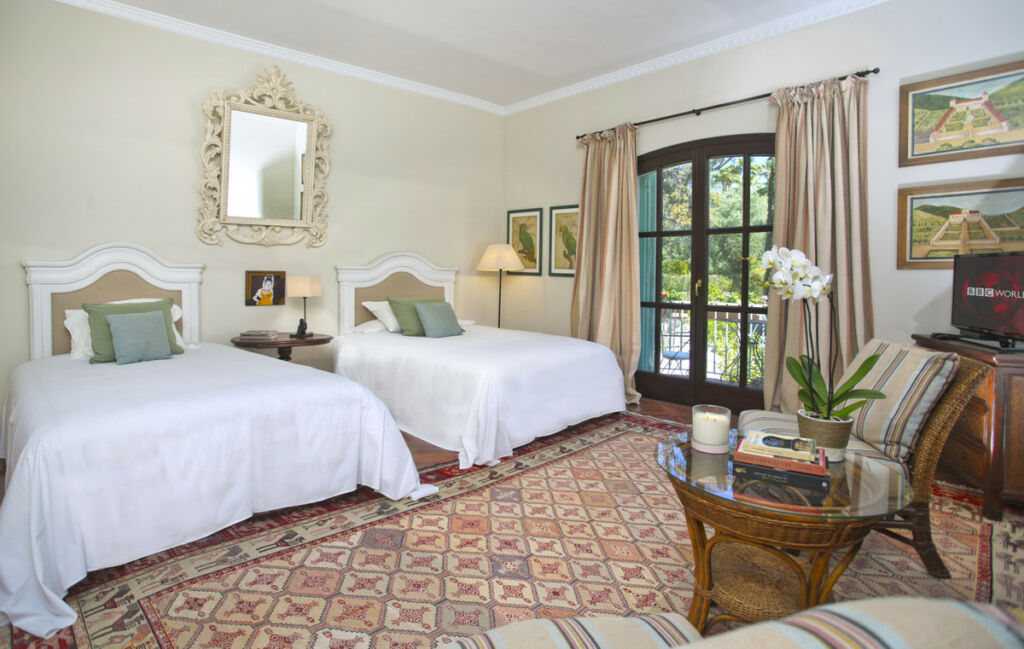 Detached Villa Benahavís Málaga - image 24