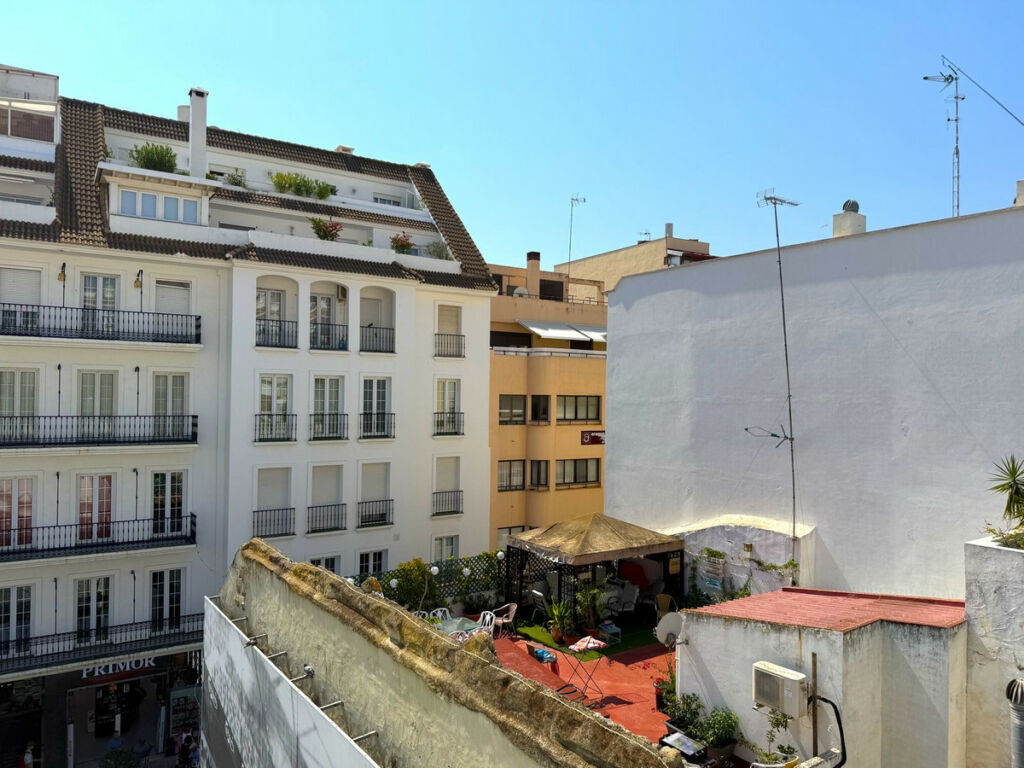 Top Floor Apartment Estepona Málaga - image 24
