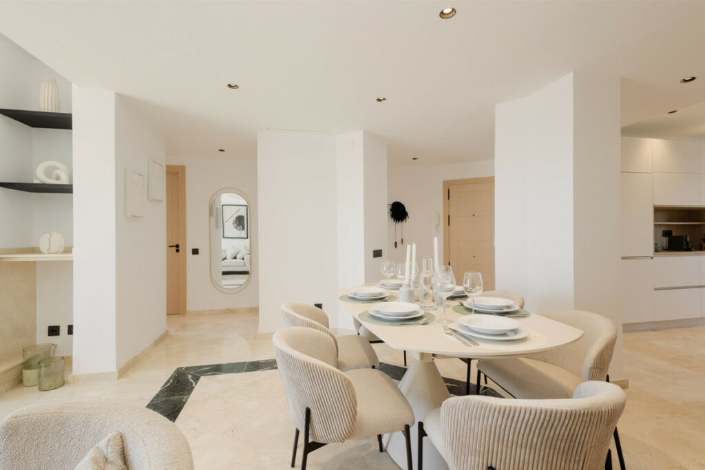 Middle Floor Apartment Elviria Málaga - image 24