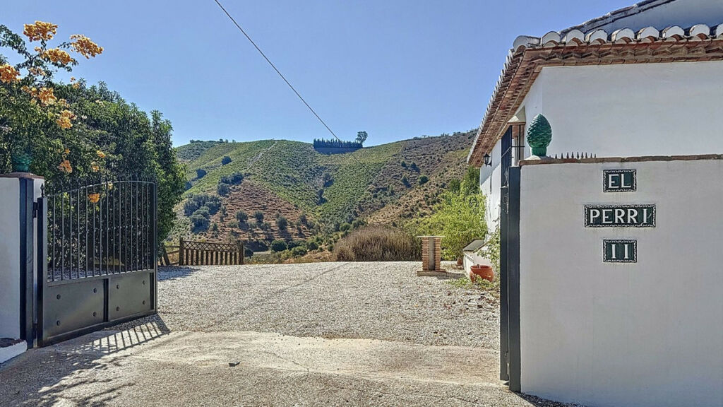 Finca - Cortijo Almachar Málaga - image 4