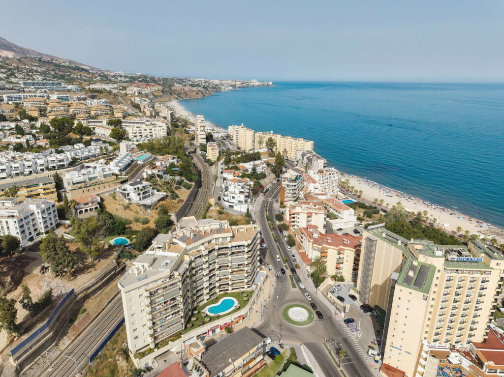 Middle Floor Apartment Torreblanca Málaga - image 24