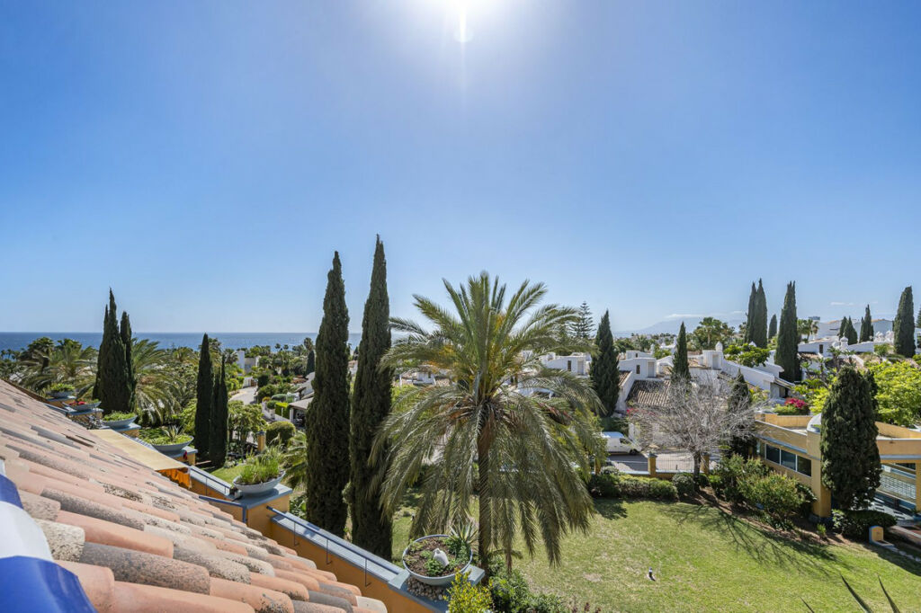 Penthouse Duplex Bahía de Marbella Málaga - image 25