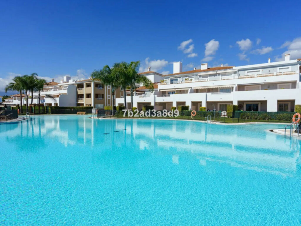Middle Floor Apartment New Golden Mile Málaga - image 17