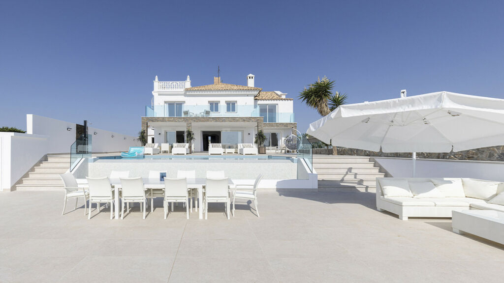 Detached Villa Casares Málaga - image 24