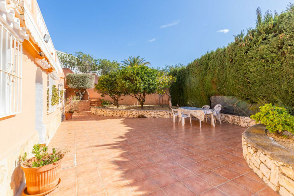 Detached Villa Moraira Alicante - image 24