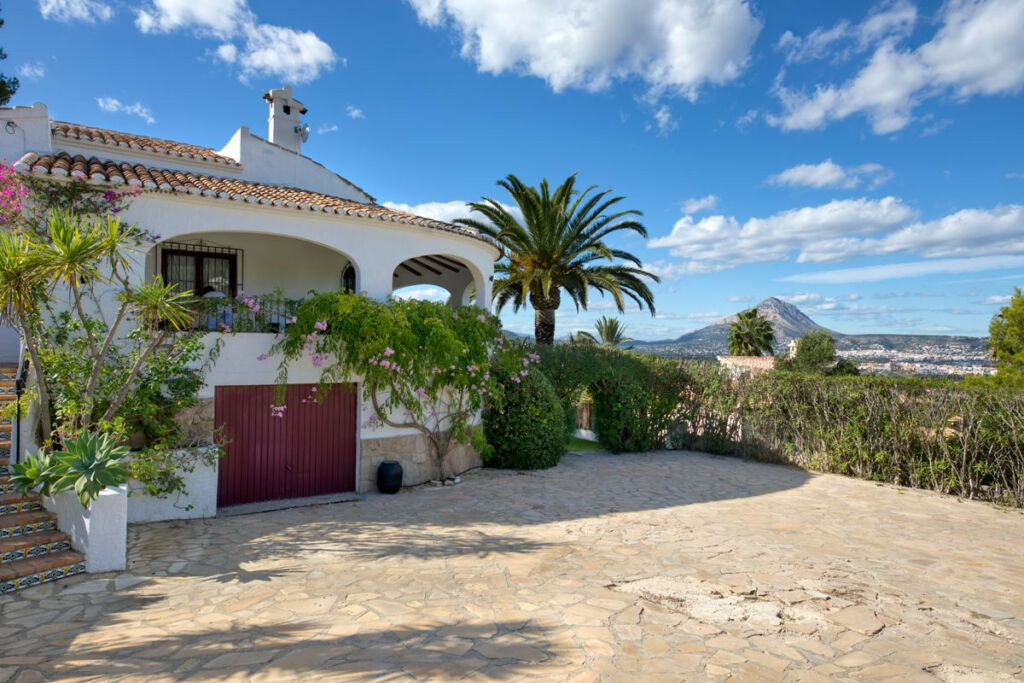 Detached Villa Javea Alicante - image 24