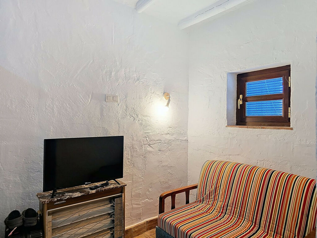 Detached Villa Riogordo Málaga - image 24