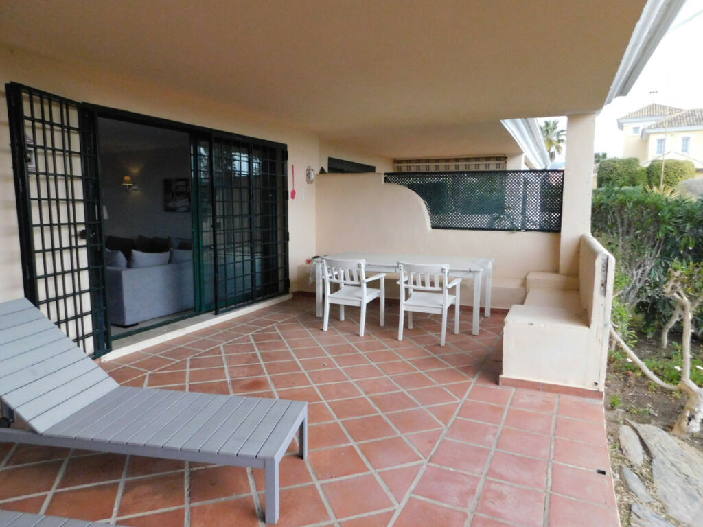 Ground Floor Apartment Elviria Málaga - image 24