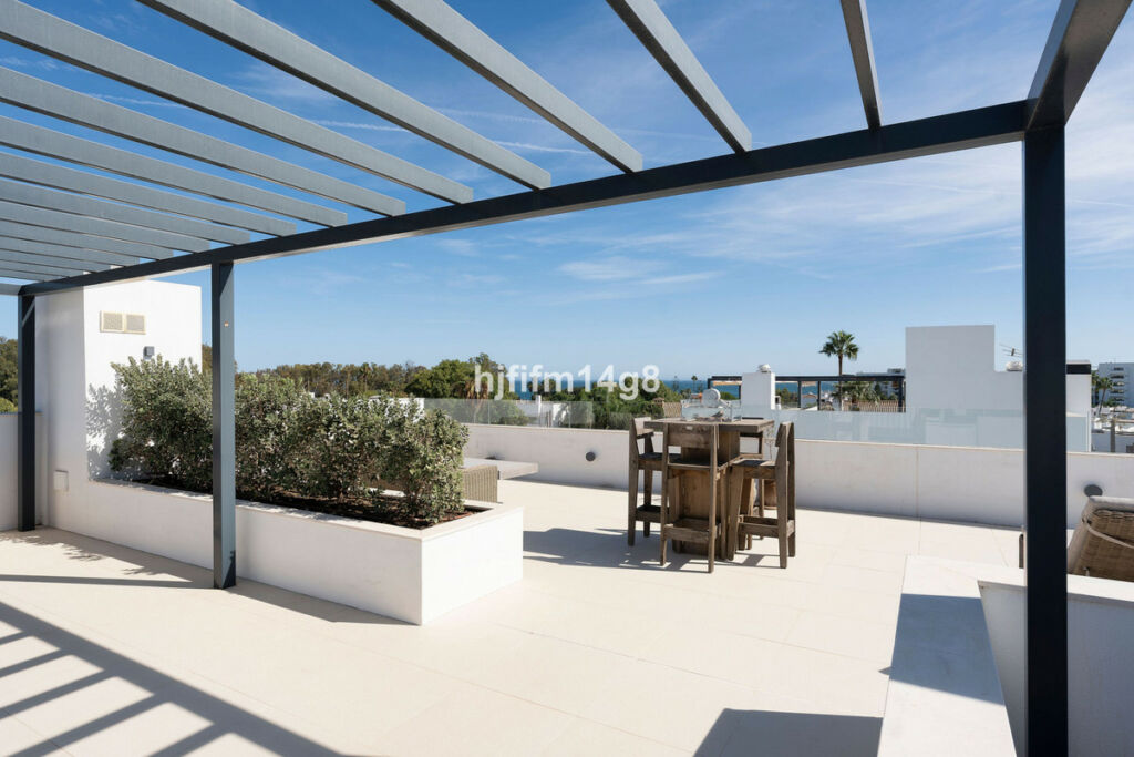 Detached Villa San Pedro de Alcántara Málaga - image 24
