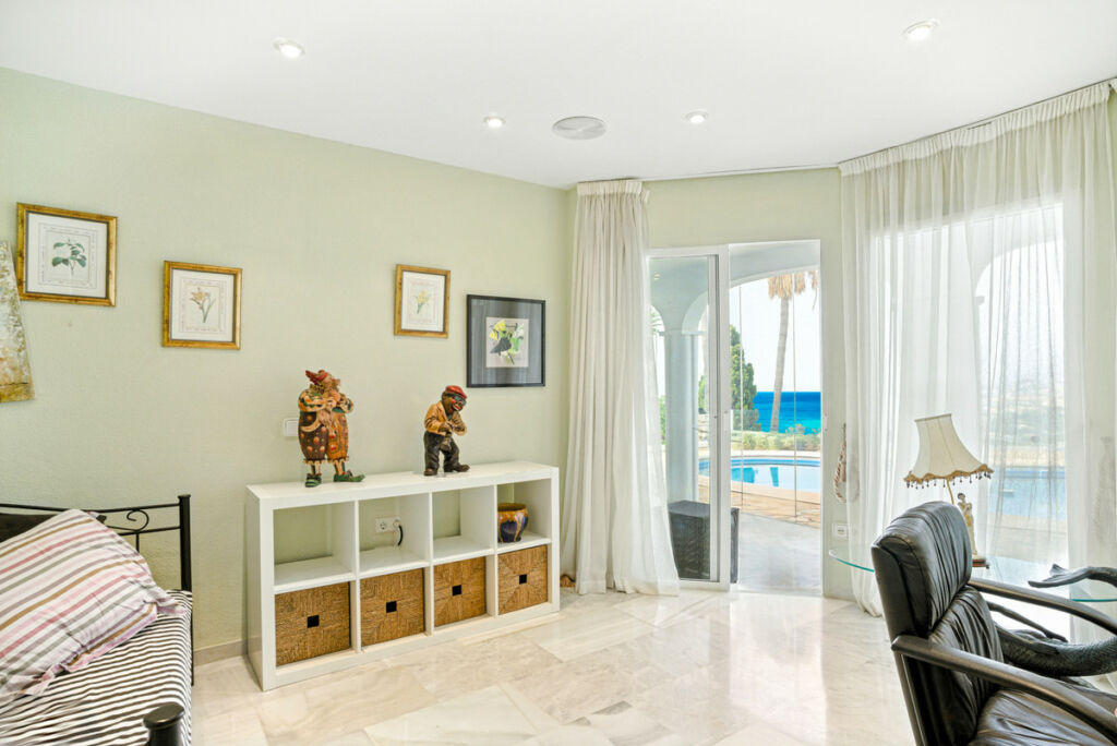 Detached Villa El Chaparral Málaga - image 27