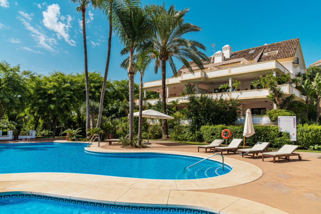 Penthouse Duplex The Golden Mile Málaga - image 24