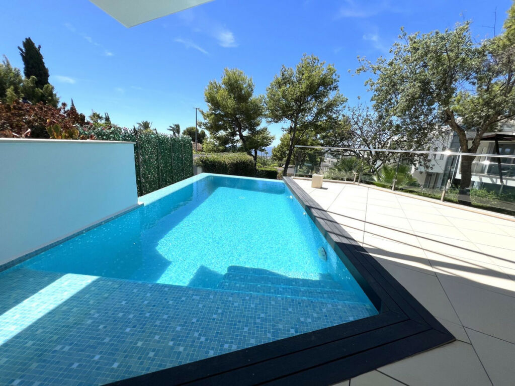 Townhouse Sierra Blanca Málaga - image 24