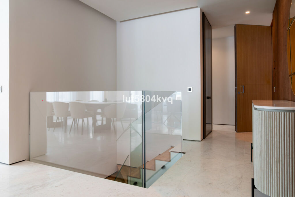 Ground Floor Apartment The Golden Mile Málaga - image 24