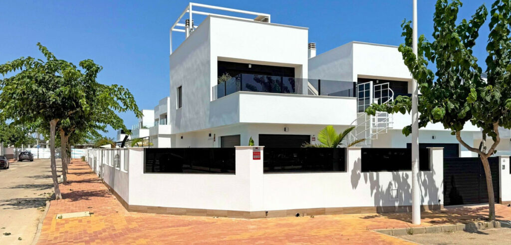 Detached Villa San Pedro del Pinatar Murcia - image 24