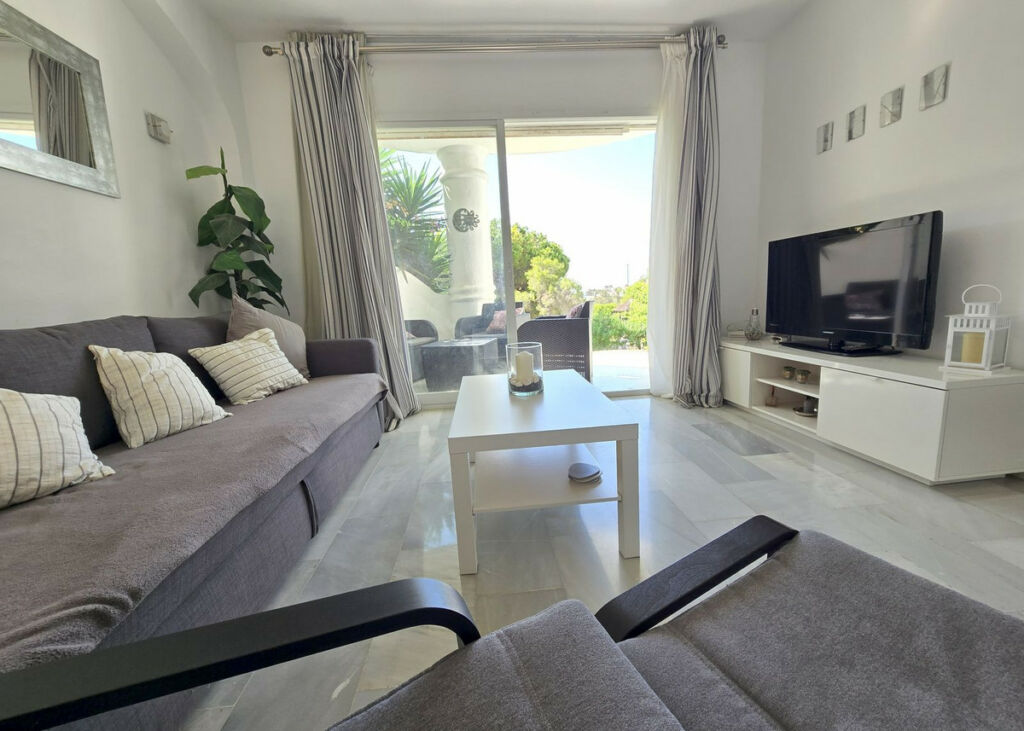 Ground Floor Apartment Calahonda Málaga - image 24