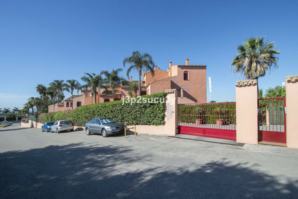 Penthouse Duplex El Padron Málaga - image 25