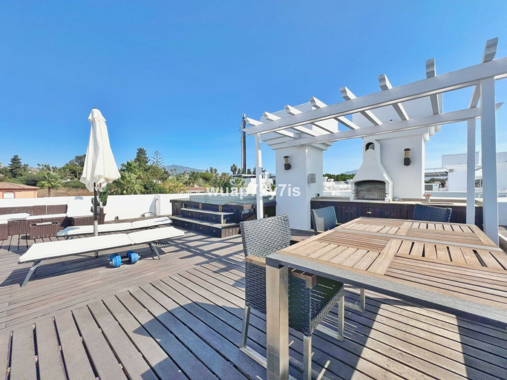Penthouse El Paraiso Málaga - image 26