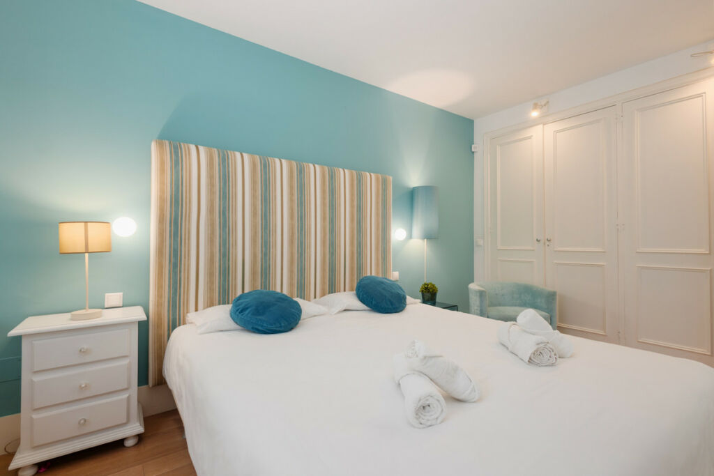 Middle Floor Apartment Puerto Banús Málaga - image 25