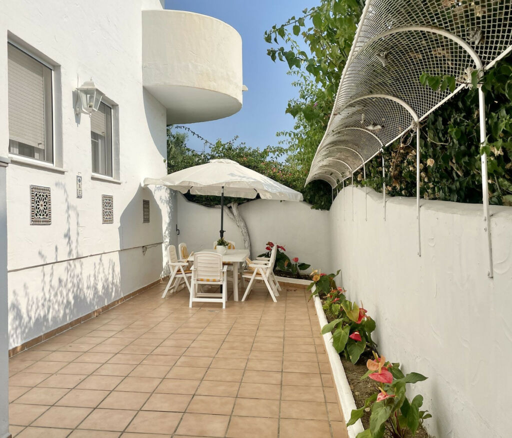 Ground Floor Apartment The Golden Mile Málaga - image 20