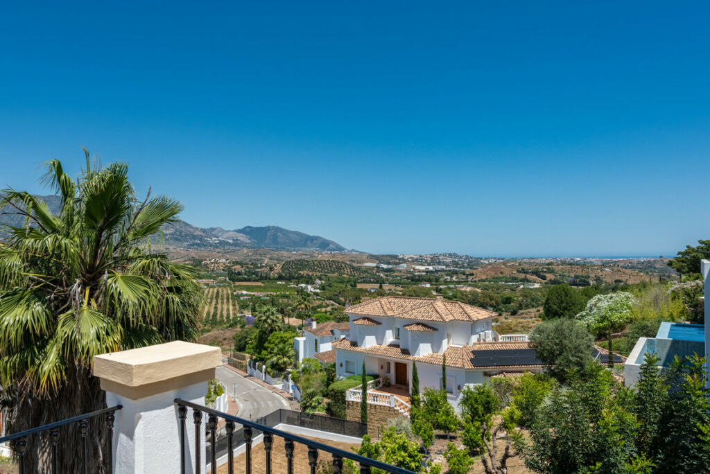Detached Villa La Cala Golf Málaga - image 25