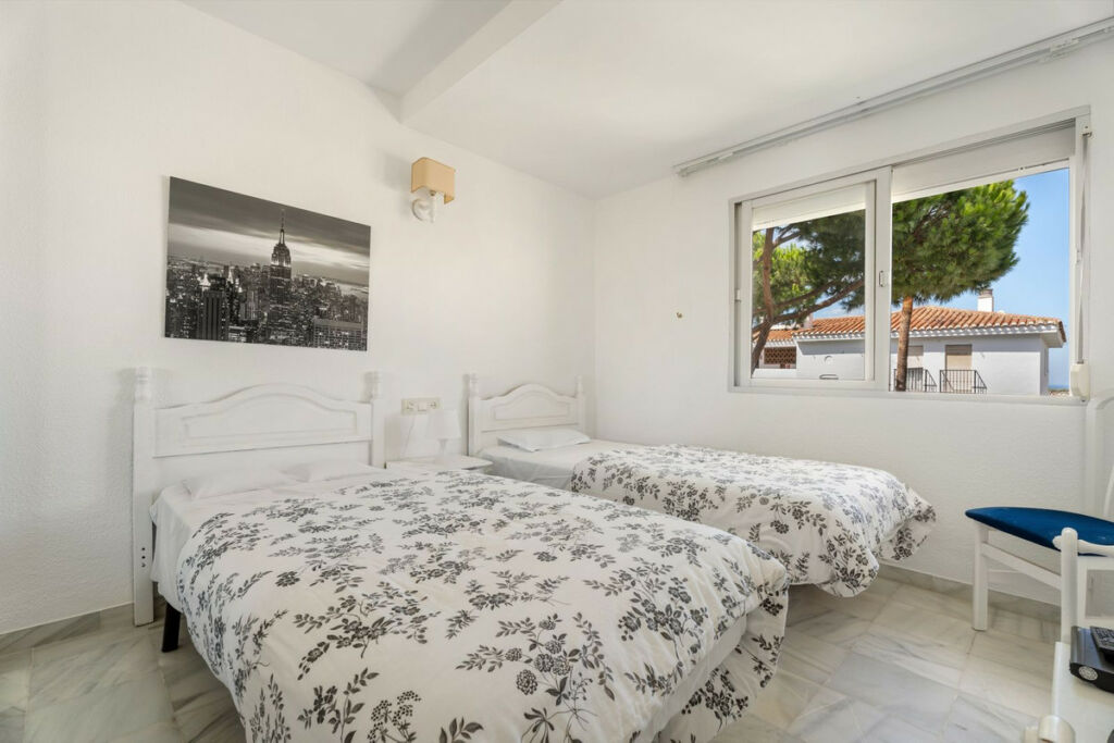 Middle Floor Apartment Riviera del Sol Málaga - image 25